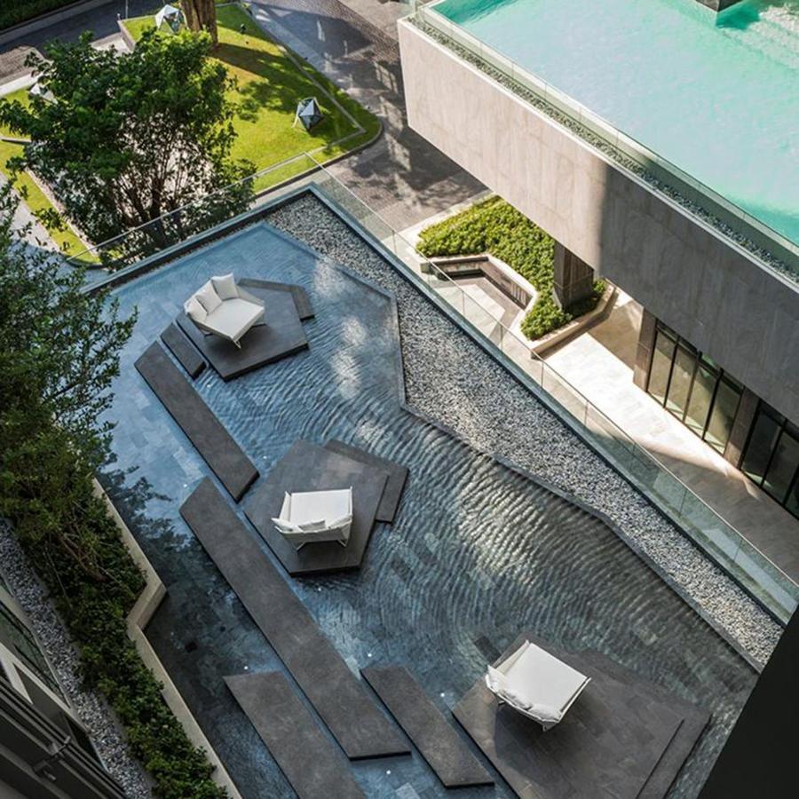 The Base Central Apartments Pattaya Exteriör bild